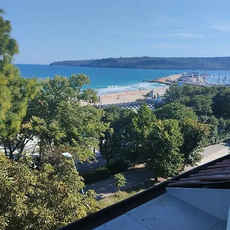 The Bay View - Your Апартамент Варна