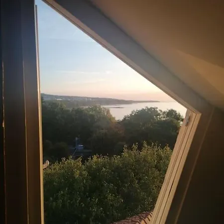 The Bay View - Your Апартамент