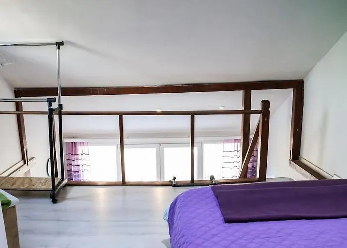 The Bay View - Your Warna